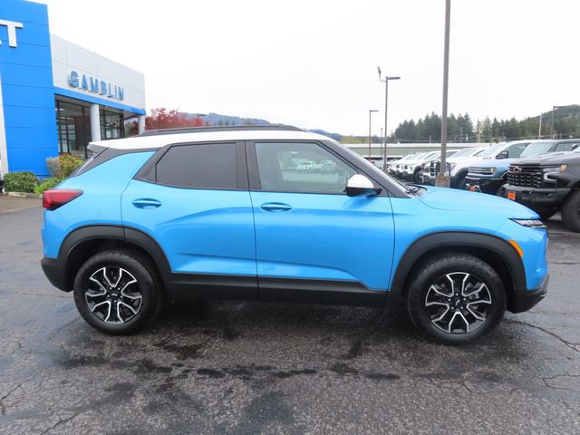 Used 2025 Chevrolet TrailBlazer ACTIV w/ Driver Confidence Package AWD/4WD image 9