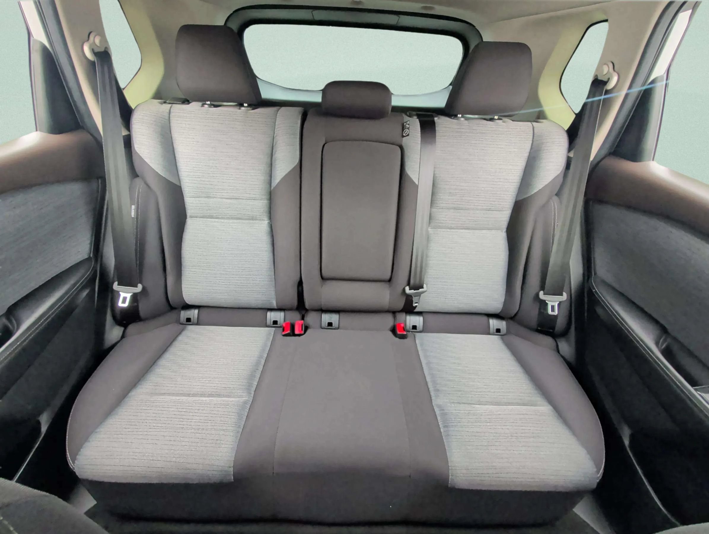 Used 2023 Nissan Rogue SV FWD image 31