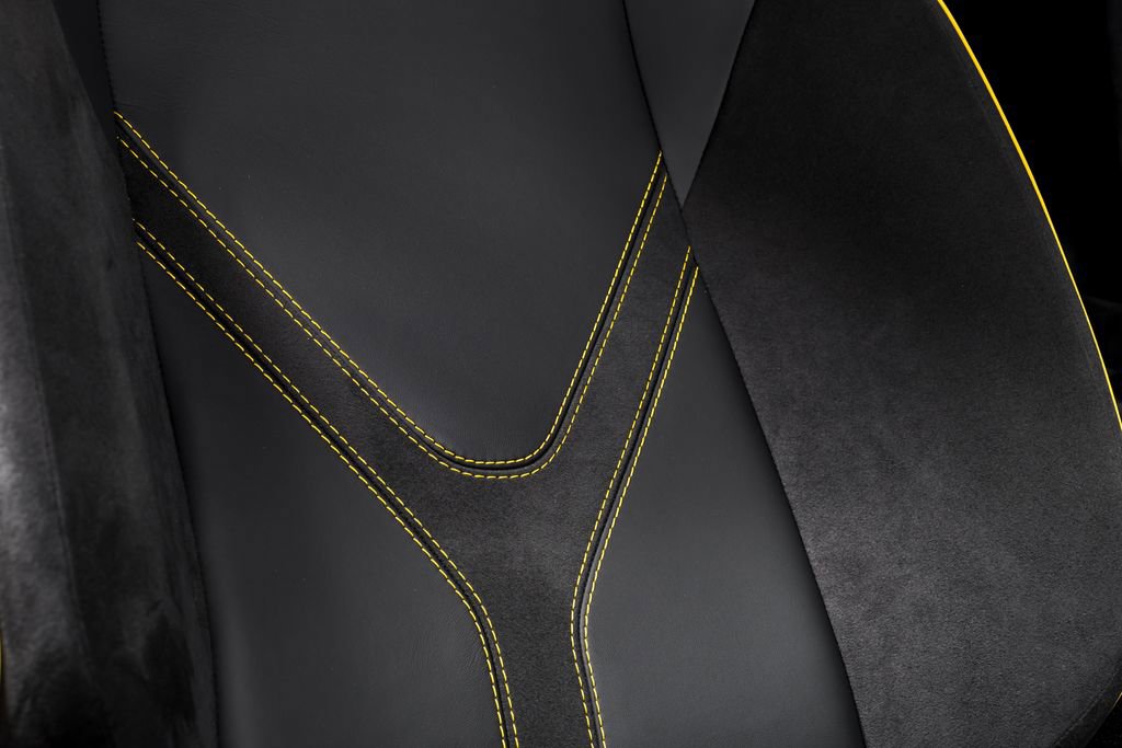 Used 2025 Lamborghini Revuelto image 36