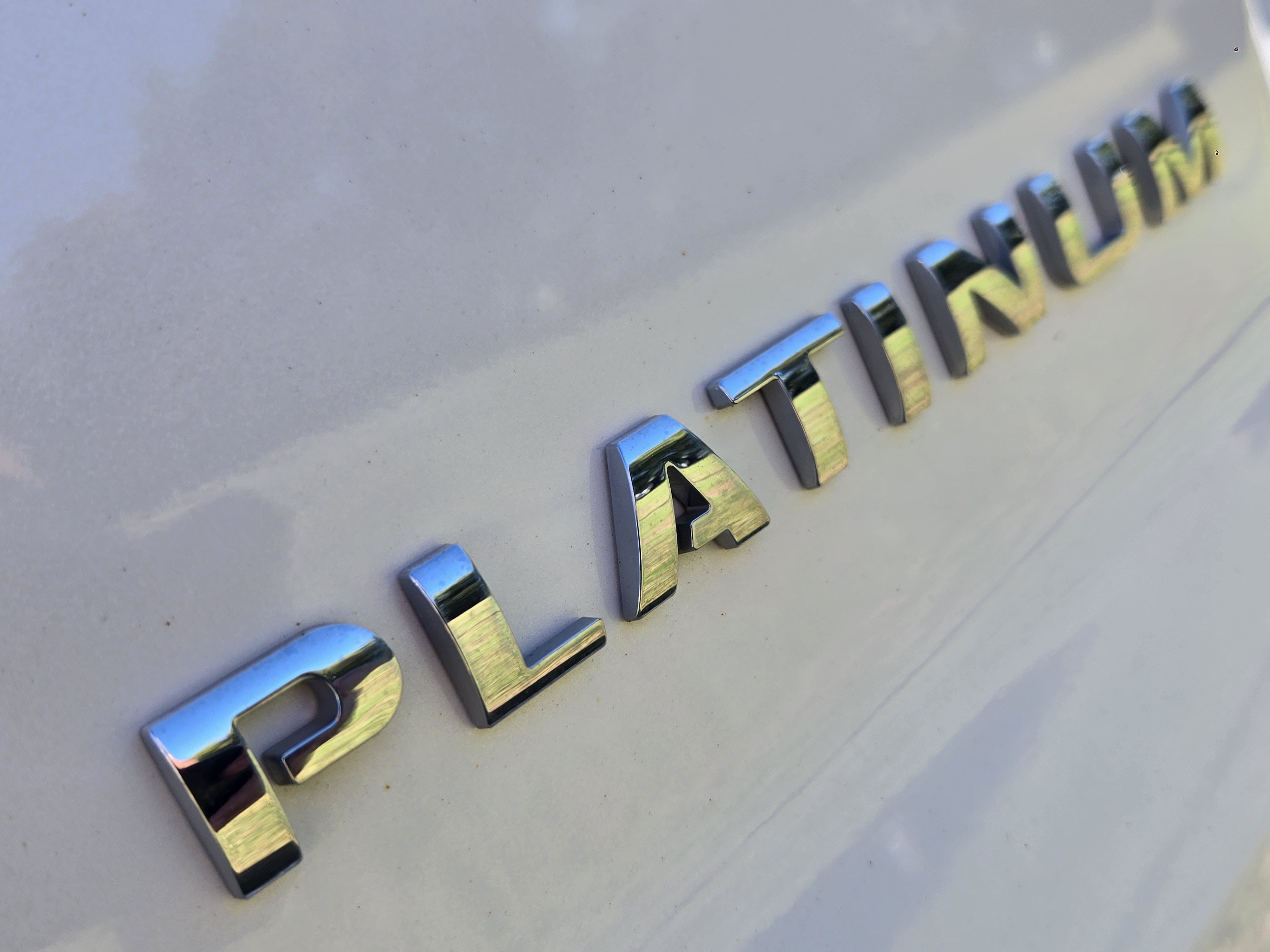 Used 2019 Ford Explorer Platinum AWD/4WD image 10