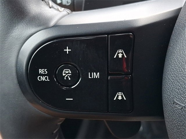 Used 2022 MINI Cooper Clubman S image 23