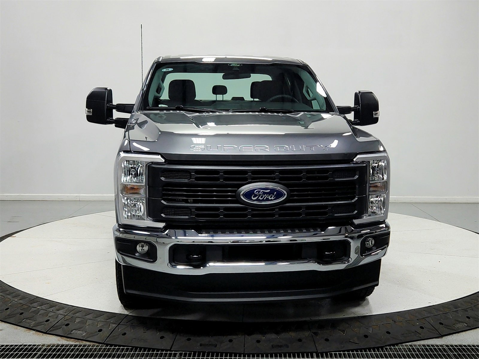 New 2025 Ford F250 XL w/ XL Chrome Package image 2