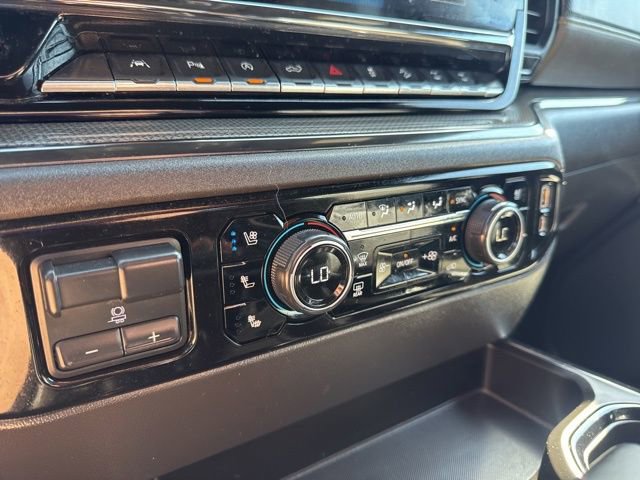Used 2023 Chevrolet Silverado 1500 ZR2 w/ Technology Package image 5