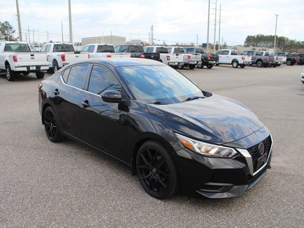 Used 2020 Nissan Sentra S w/ Trunk Package FWD image 2