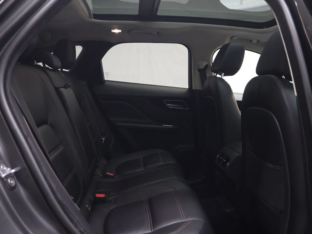 Used 2020 Jaguar F-PACE Prestige AWD/4WD image 12