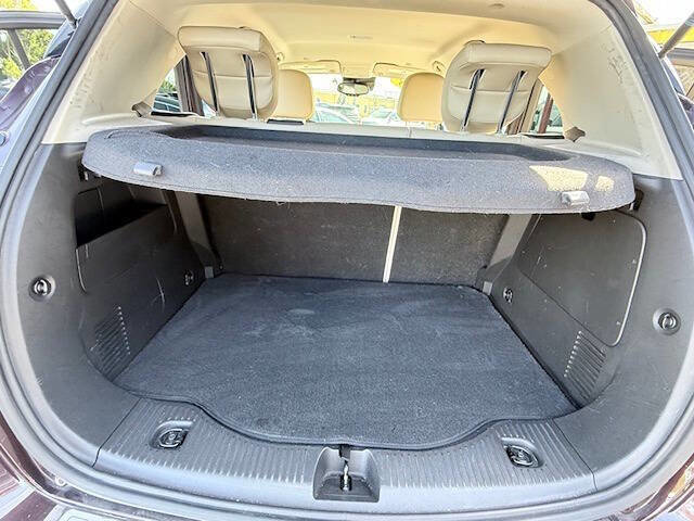 Used 2018 Buick Encore Premium image 17