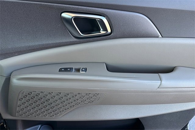 New 2026 Kia Carnival EX image 21