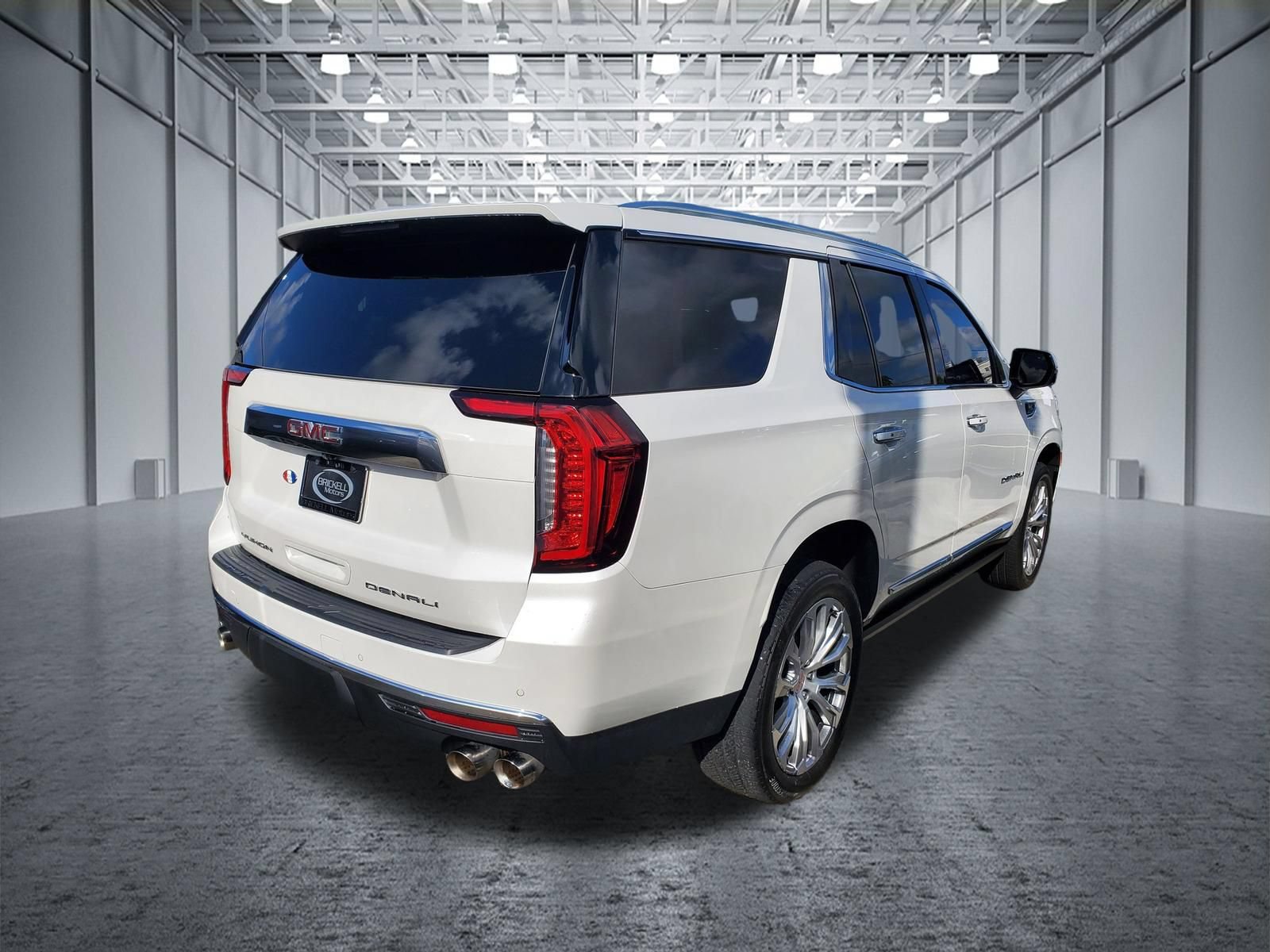 Used 2022 GMC Yukon Denali AWD/4WD image 3
