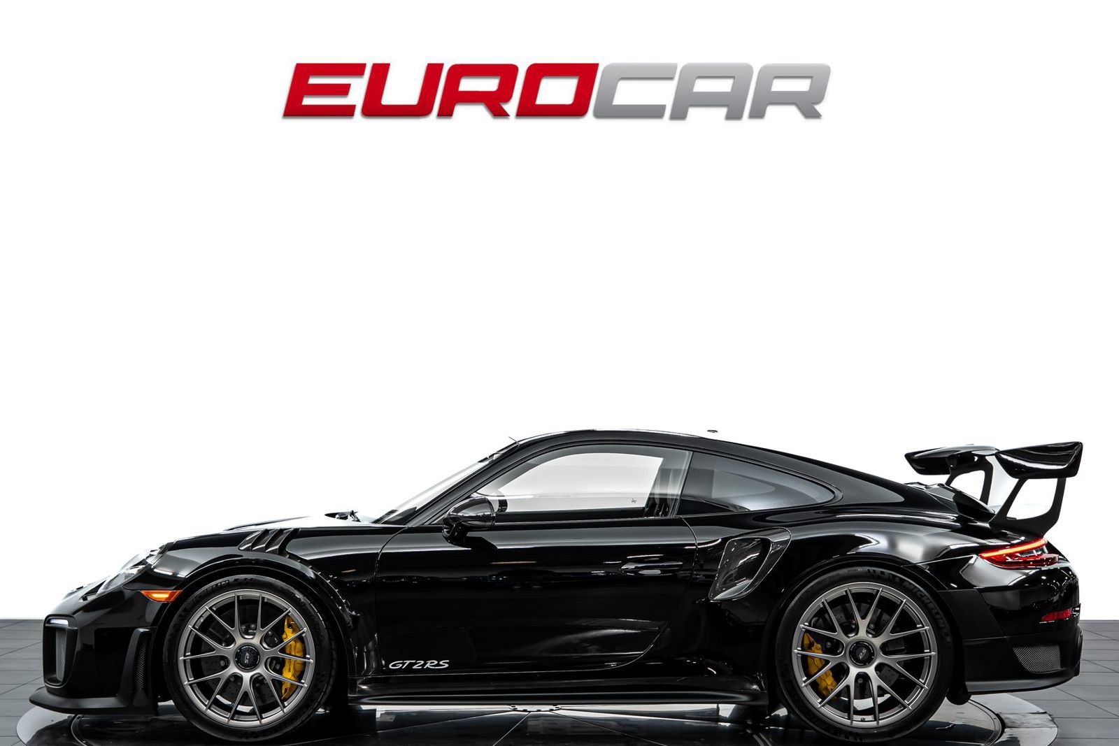 Used 2018 Porsche 911 GT2 RS RWD image 2