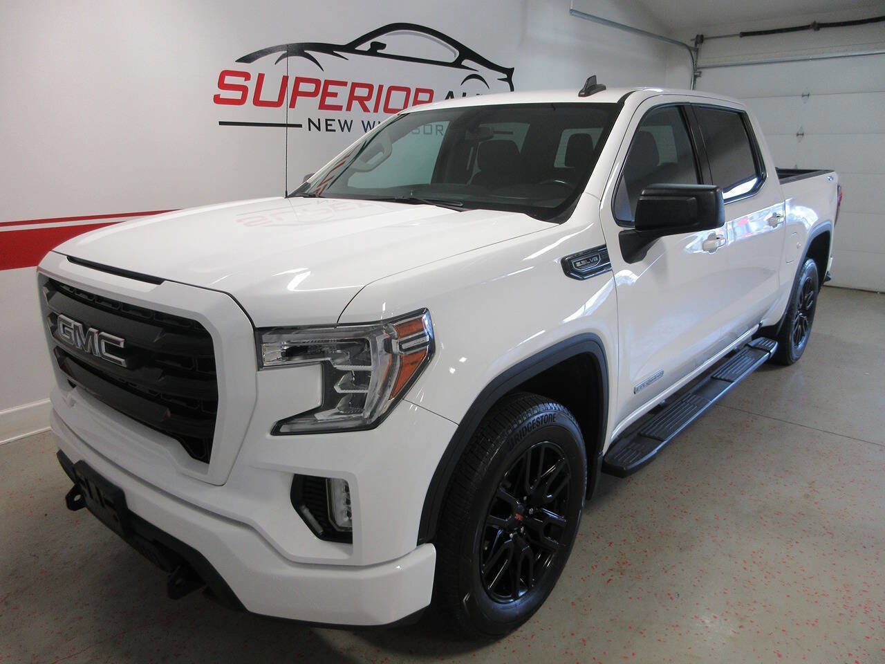 Used 2021 GMC Sierra 1500 Elevation w/ LPO, Elevation Black Package image 10