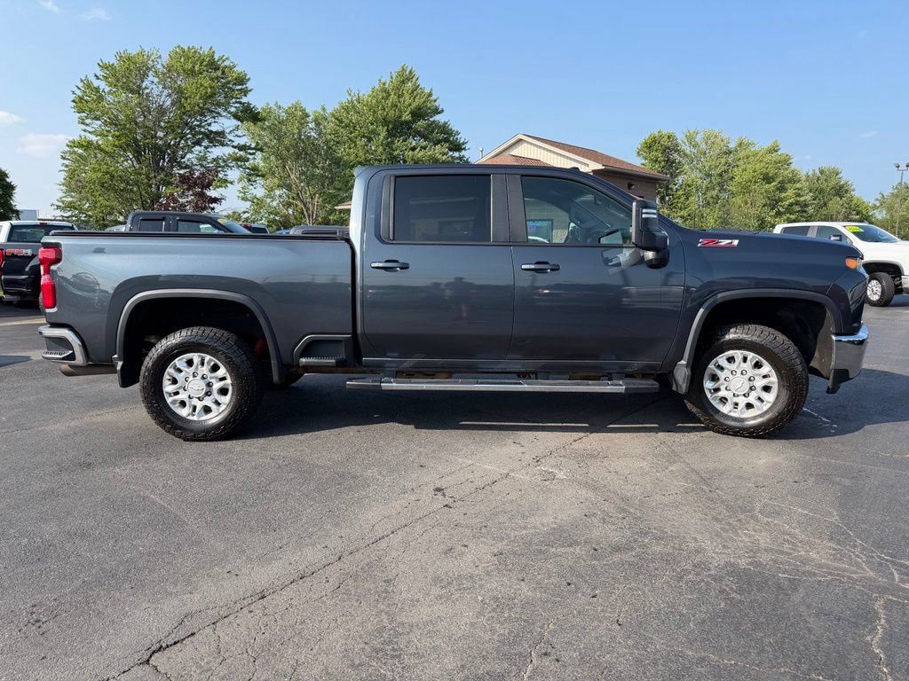 Used 2020 Chevrolet Silverado 2500 LT w/ All Star Edition AWD/4WD image 4