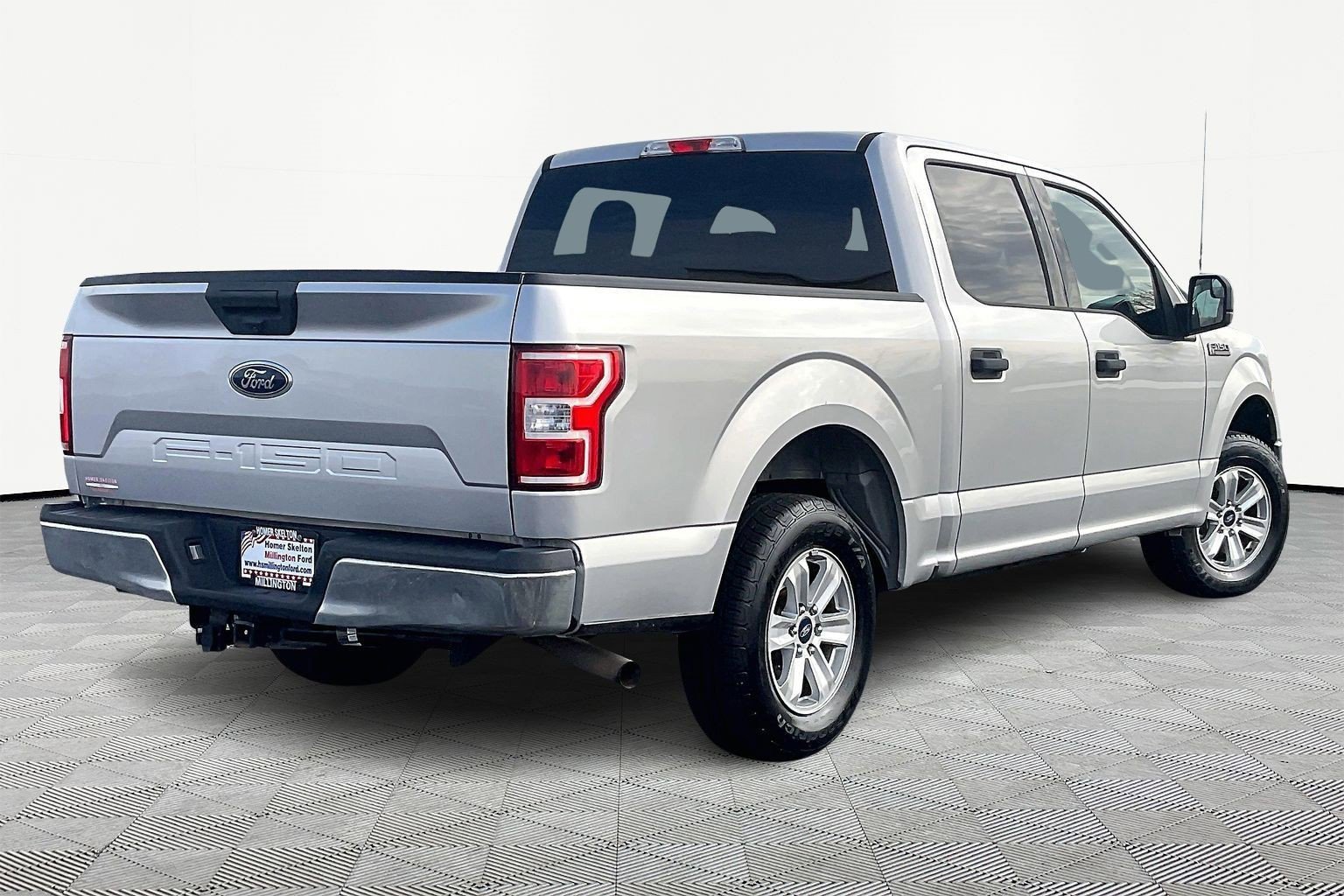 Used 2018 Ford F150 XLT image 11