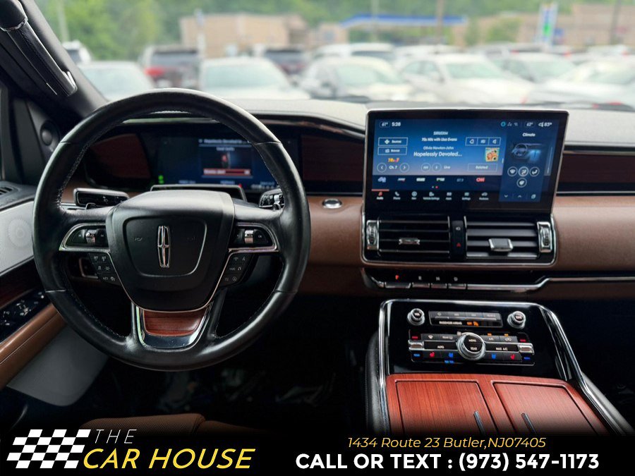 Used 2024 Lincoln Navigator Reserve AWD/4WD image 29