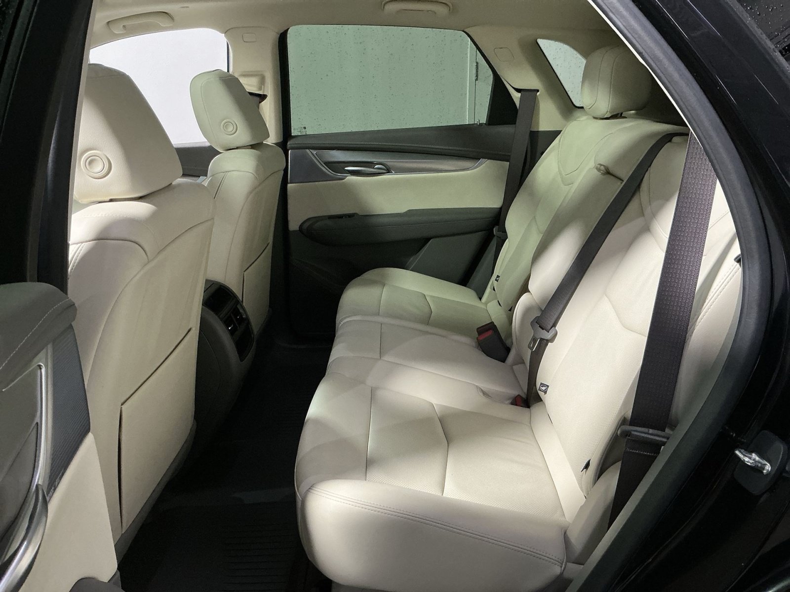 Used 2024 Cadillac XT5 Premium Luxury w/ LPO, Floor Liner Package AWD/4WD image 26