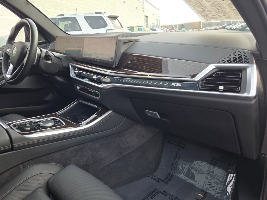 Used 2026 BMW X5 xDrive40i image 6