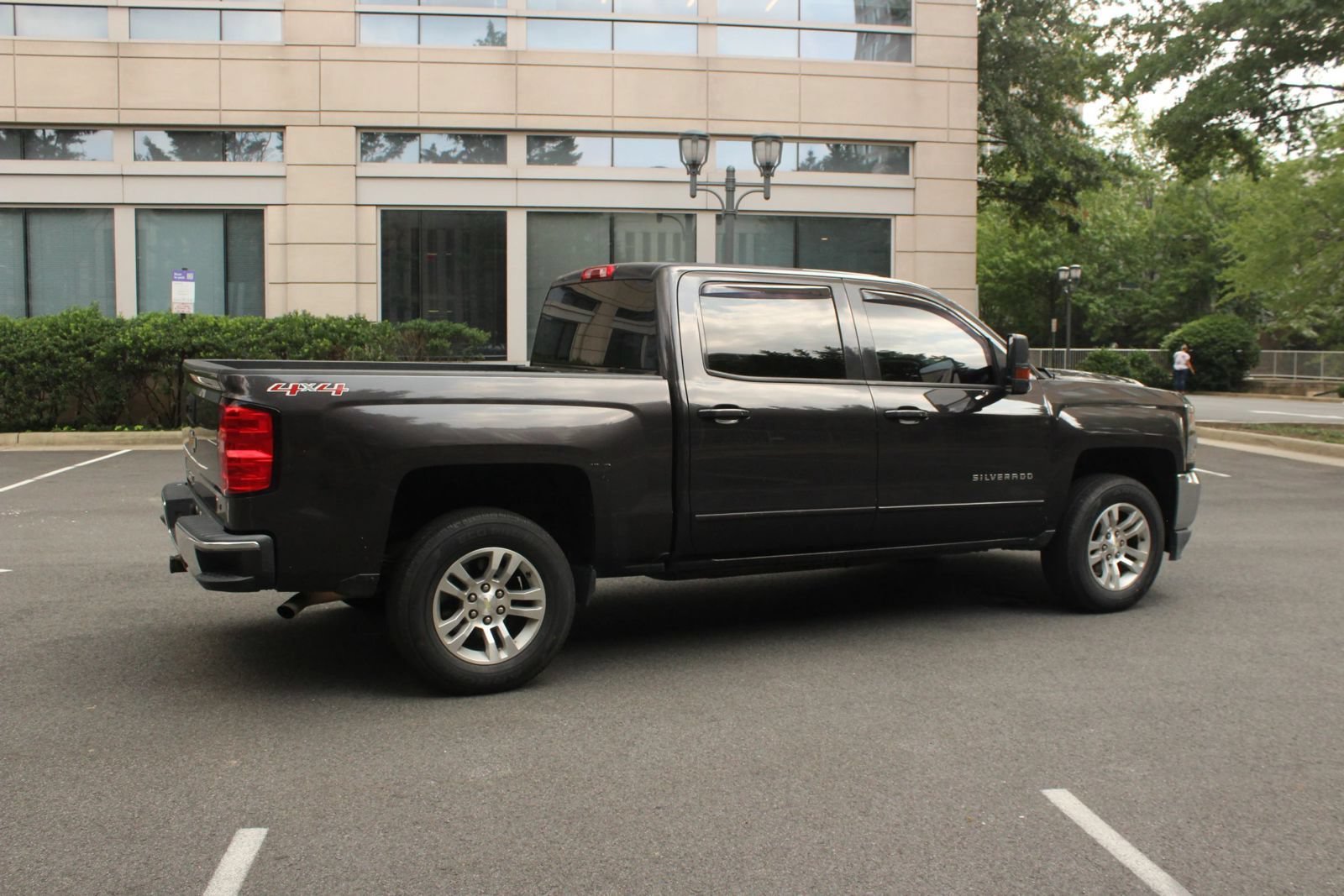 Used 2016 Chevrolet Silverado 1500 LT w/ All Star Edition AWD/4WD image 7