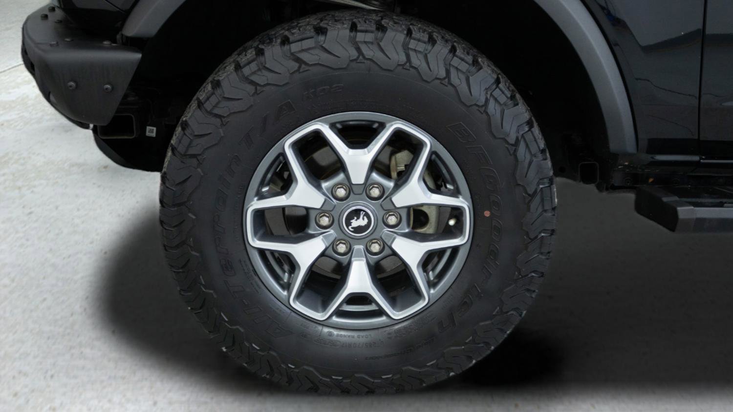 Used 2022 Ford Bronco Badlands AWD/4WD image 9