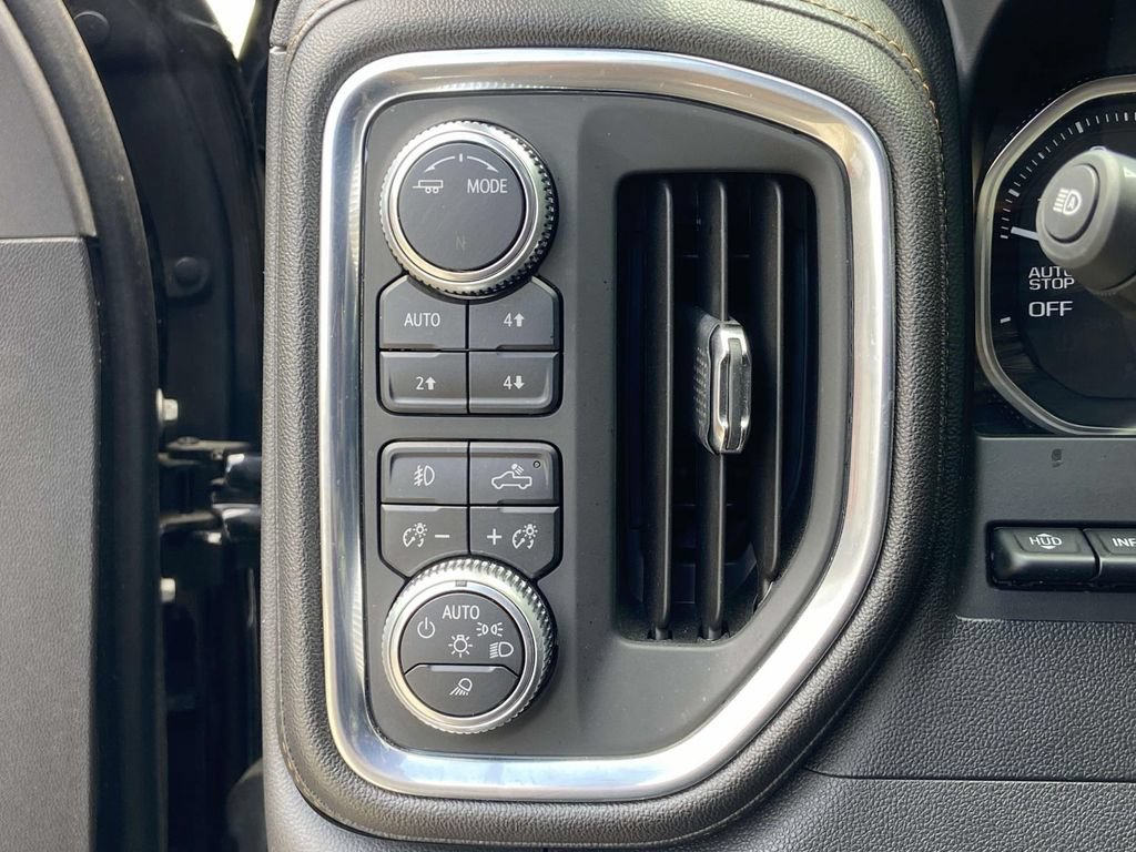 Used 2020 GMC Sierra 1500 AT4 w/ AT4 Premium Package AWD/4WD image 32