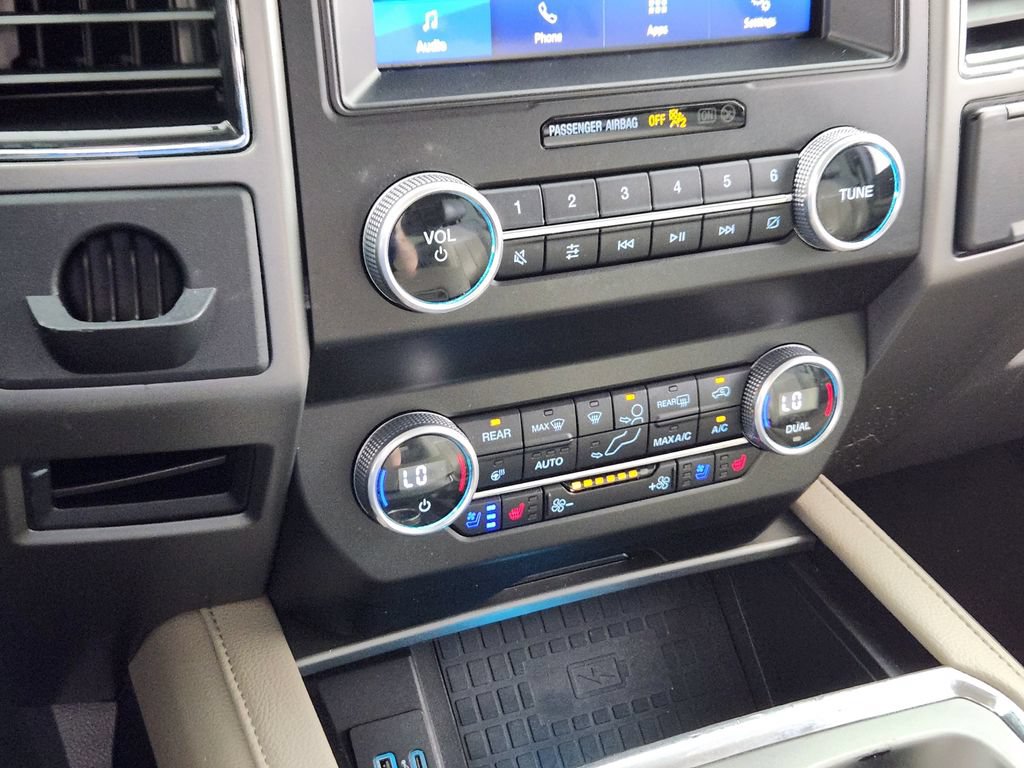 Used 2021 Ford Expedition XLT RWD image 24