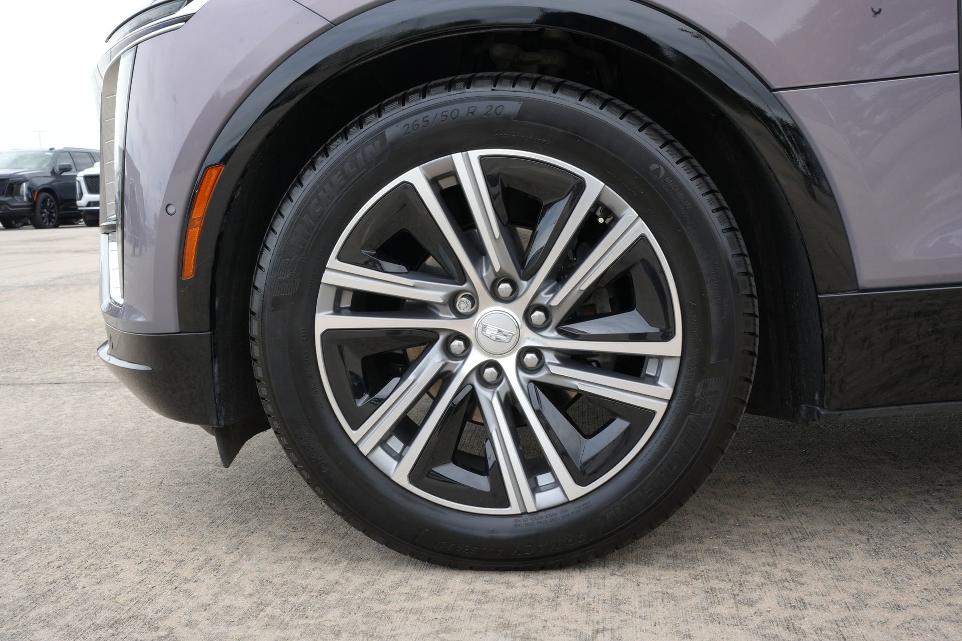 Certified 2024 Cadillac Lyriq Luxury AWD/4WD image 30