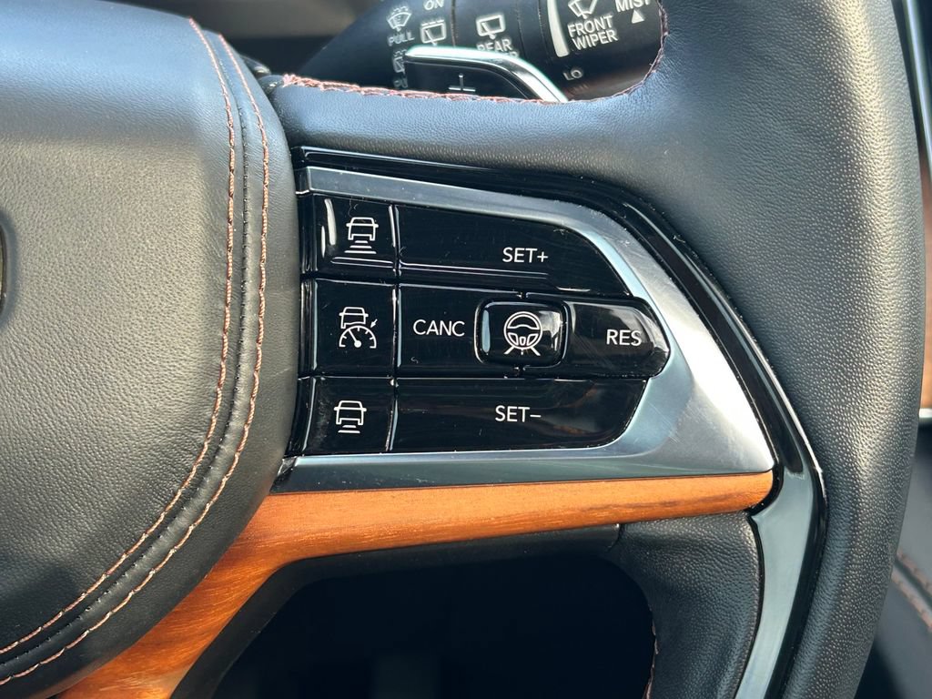 Used 2024 Jeep Grand Cherokee L Summit AWD/4WD image 40