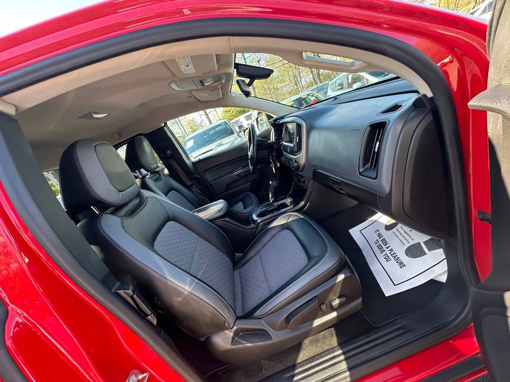 Used 2017 Chevrolet Colorado Z71 AWD/4WD image 25