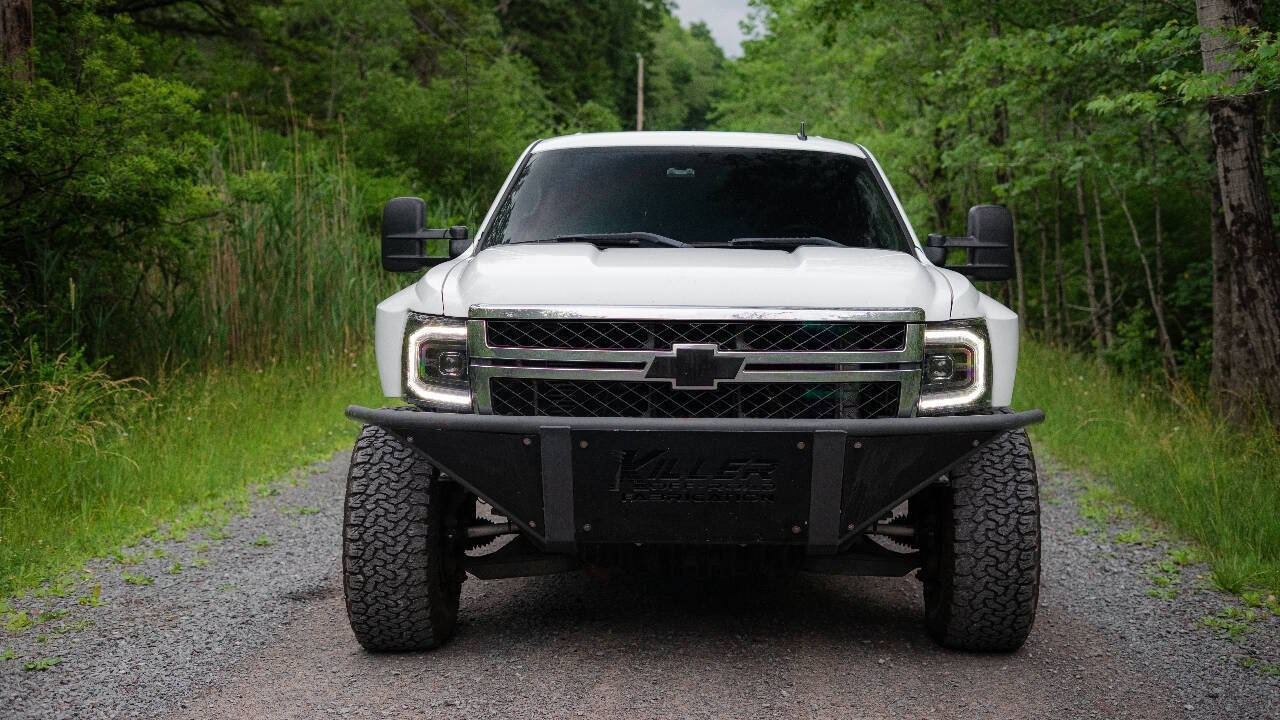 Used 2014 Chevrolet Silverado 2500 LTZ w/ LTZ Plus Package AWD/4WD image 5