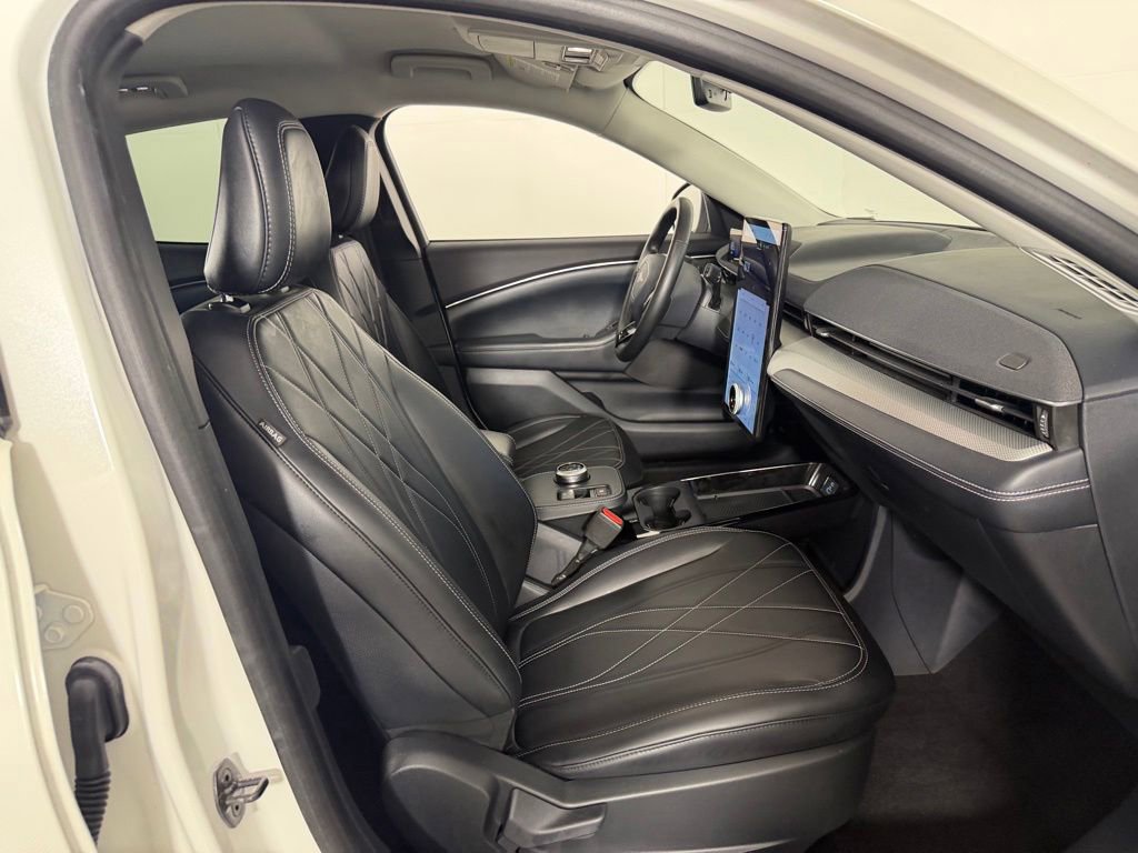 Used 2022 Ford Mustang Mach-E Select RWD image 29