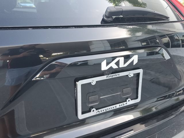 Certified 2024 Kia Niro EX Touring FWD image 7