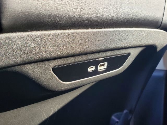 Certified 2024 Chrysler Pacifica Touring-L FWD image 25
