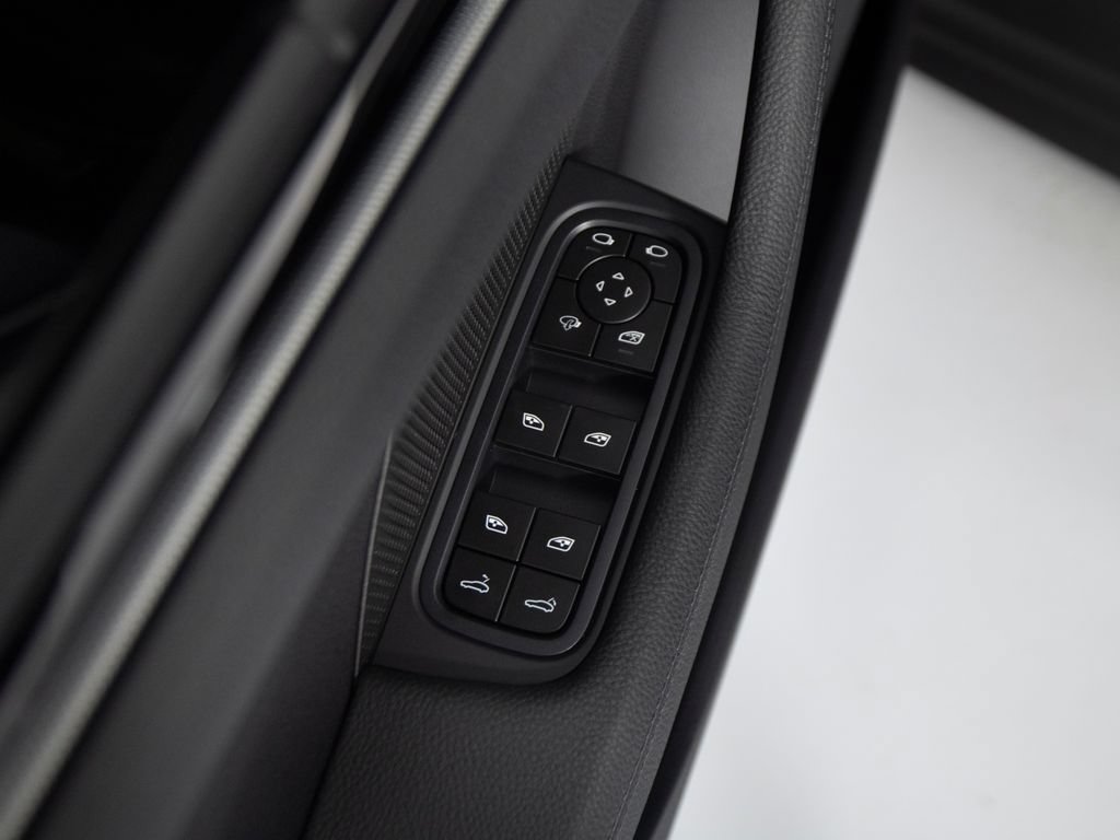 New 2026 Porsche Panamera 4 AWD/4WD image 23