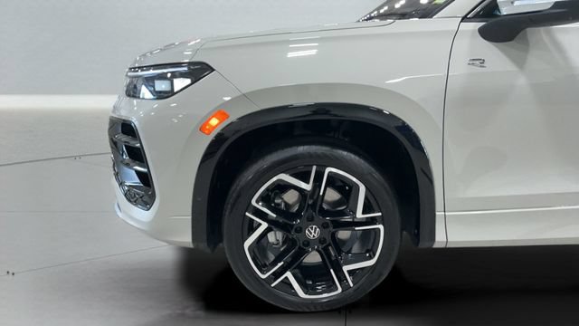 New 2026 Volkswagen Tiguan SEL R-Line AWD/4WD image 26