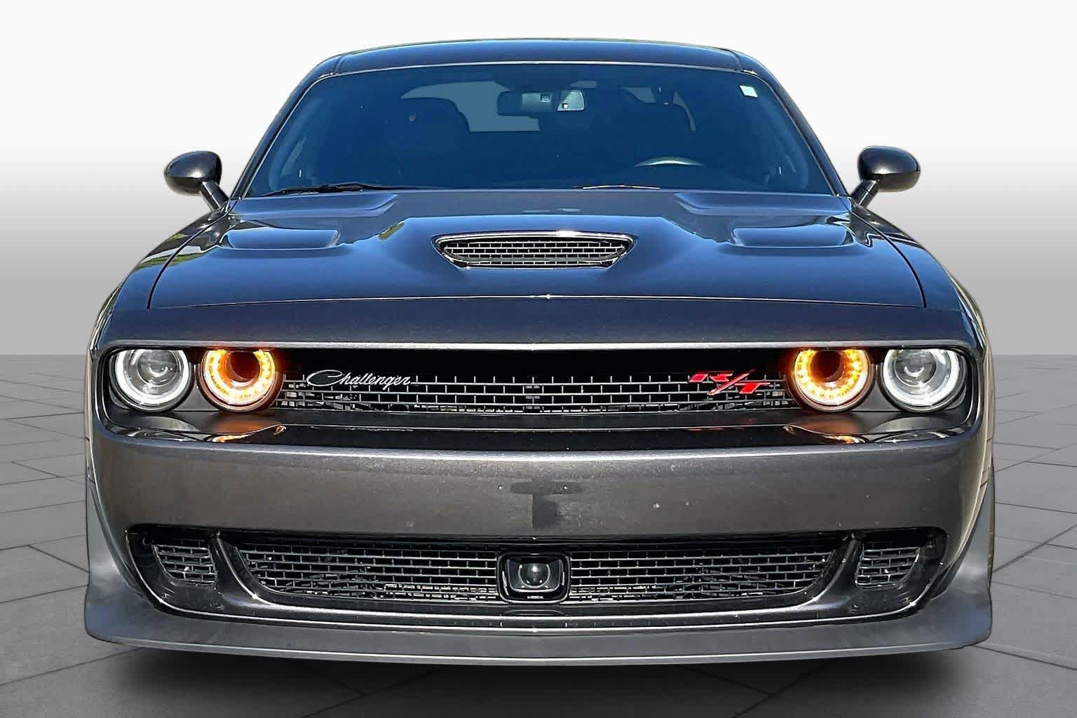 Used 2023 Dodge Challenger R/T Scat Pack RWD image 4