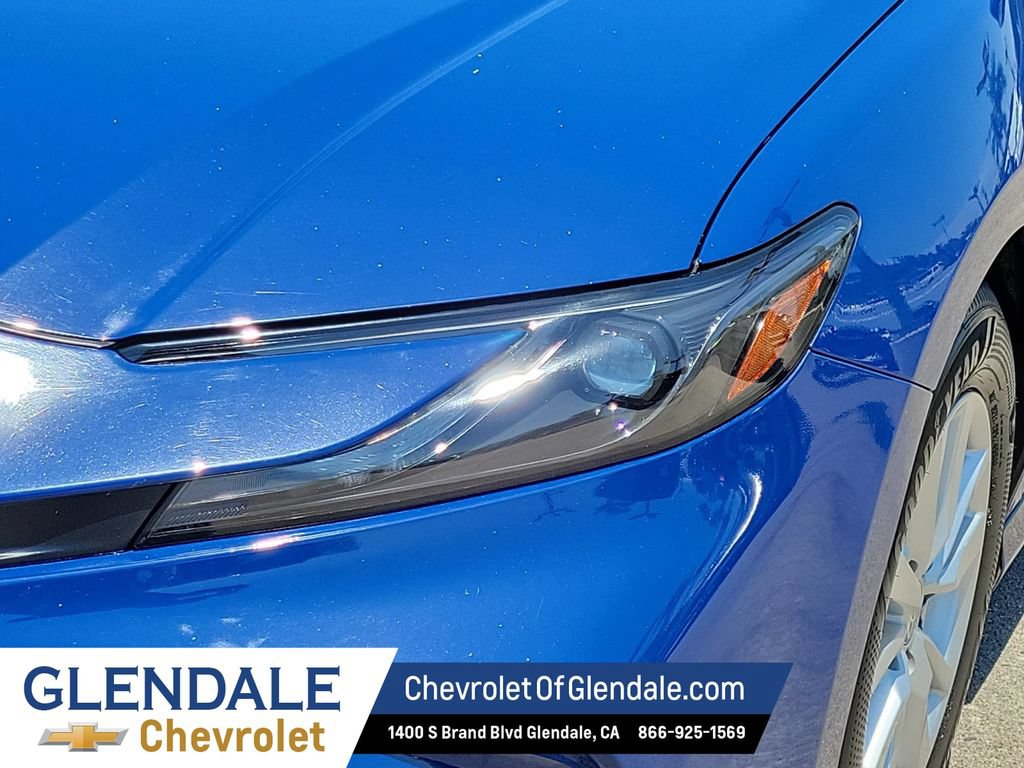 Used 2025 Toyota Camry LE FWD image 17