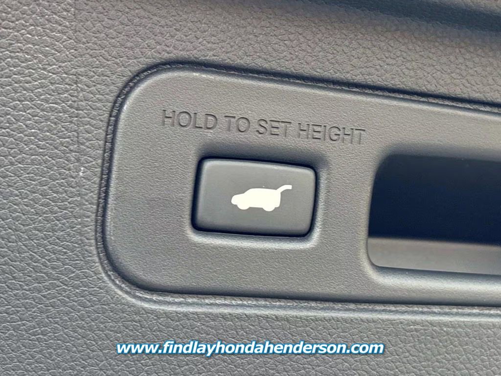 New 2026 Honda Pilot Touring image 28