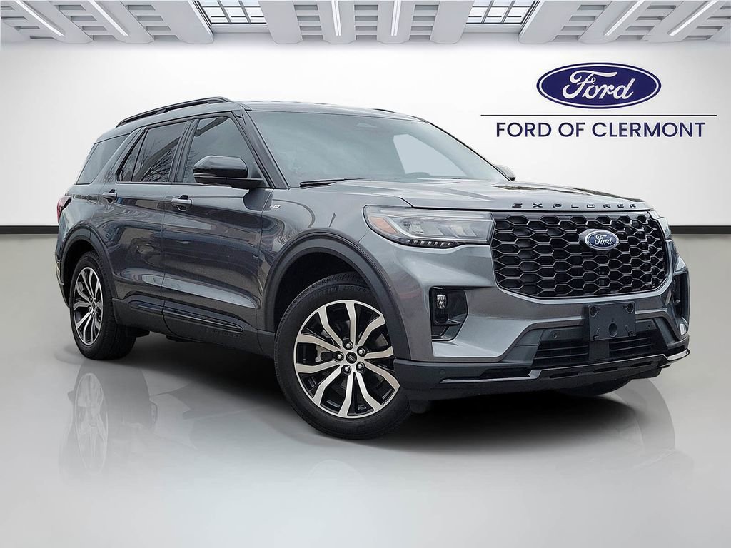 Used 2025 Ford Explorer ST-Line w/ Premium Package