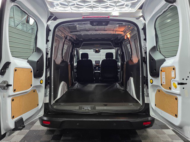 Used 2020 Ford Transit Connect XLT FWD image 12