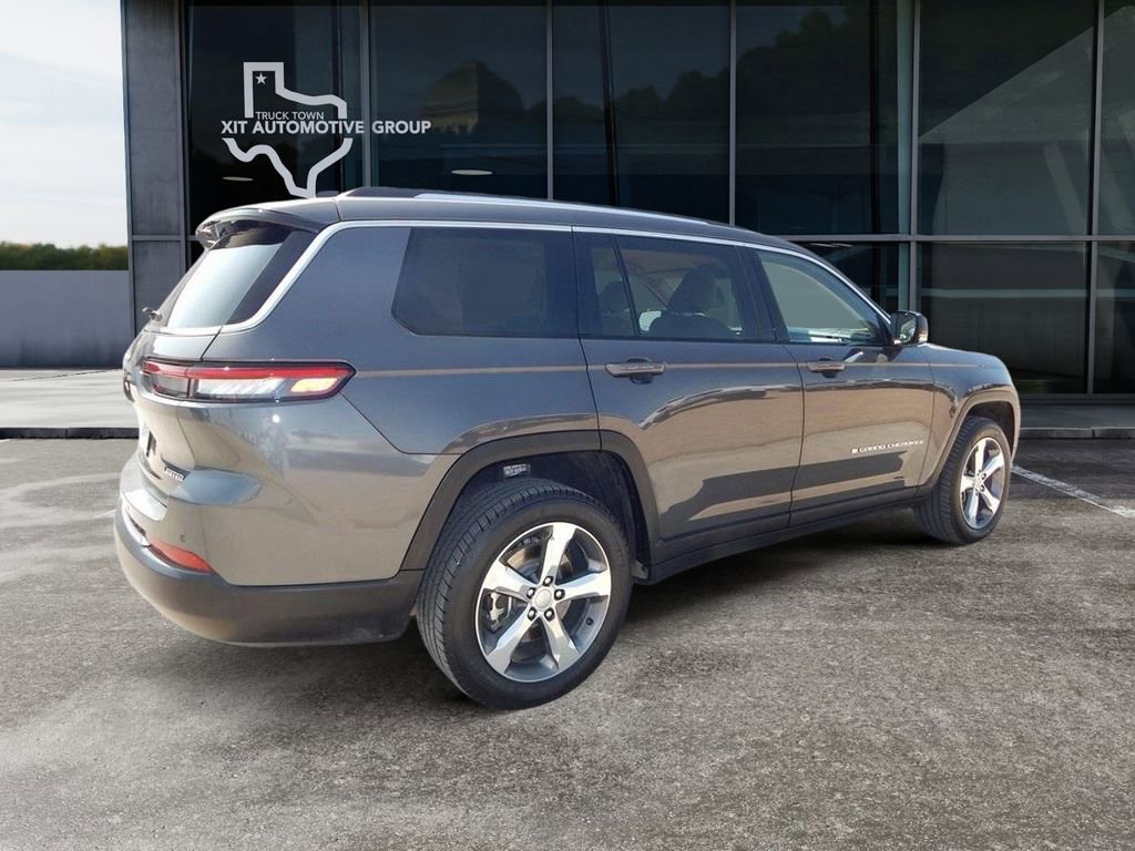 Used 2022 Jeep Grand Cherokee L Limited image 3