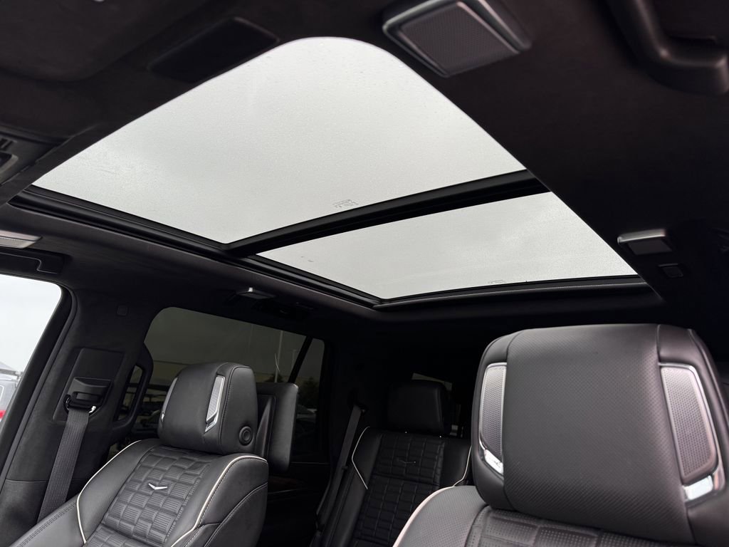 Used 2024 Cadillac Escalade Sport Platinum image 24