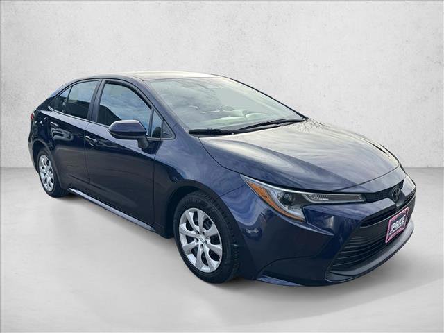 Used 2023 Toyota Corolla LE FWD image 3