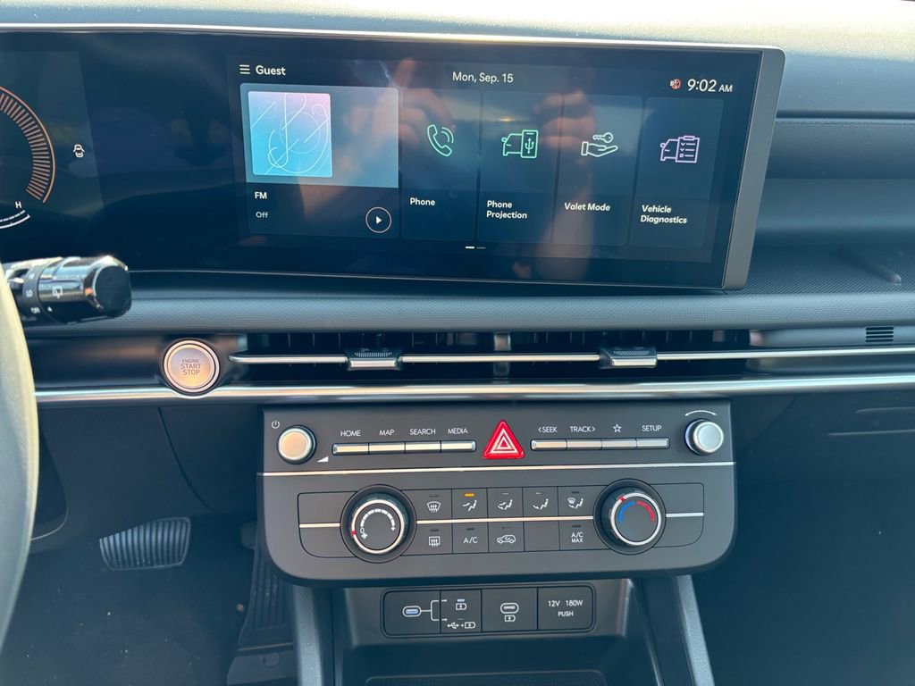 New 2025 Hyundai Tucson SE image 23