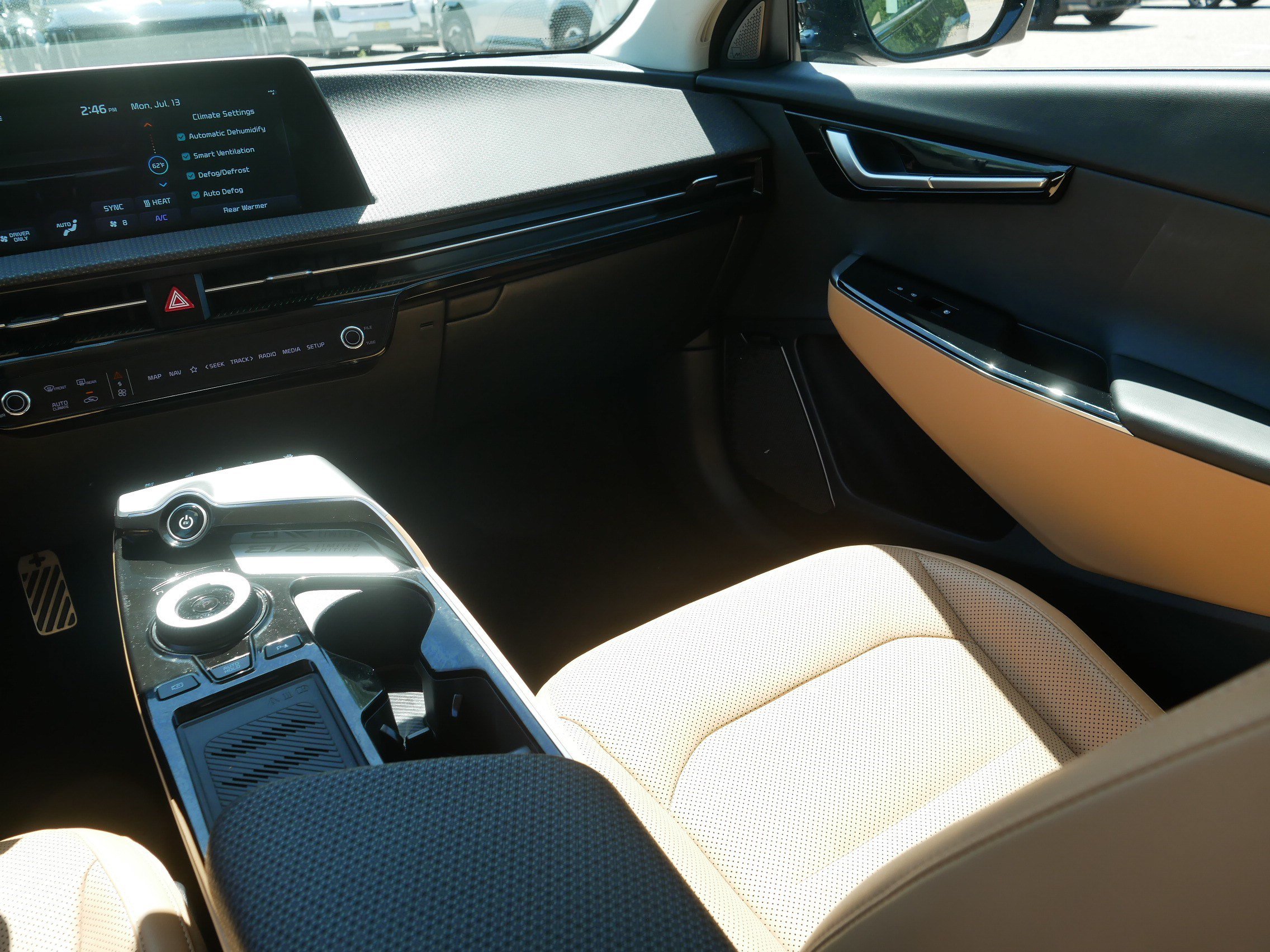 Certified 2023 Kia EV6 GT-Line AWD/4WD image 11
