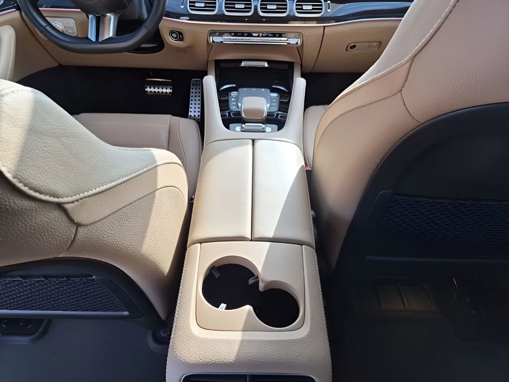 Used 2024 Mercedes-Benz GLS 450 4MATIC image 22