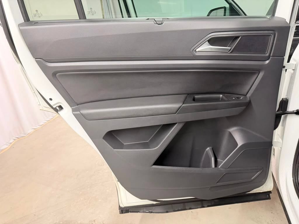 Used 2019 Volkswagen Atlas SEL AWD/4WD image 33