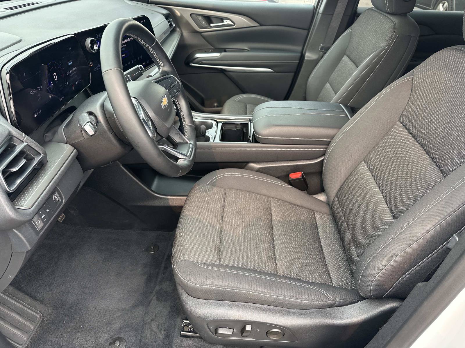 Certified 2024 Chevrolet Traverse LT FWD image 19
