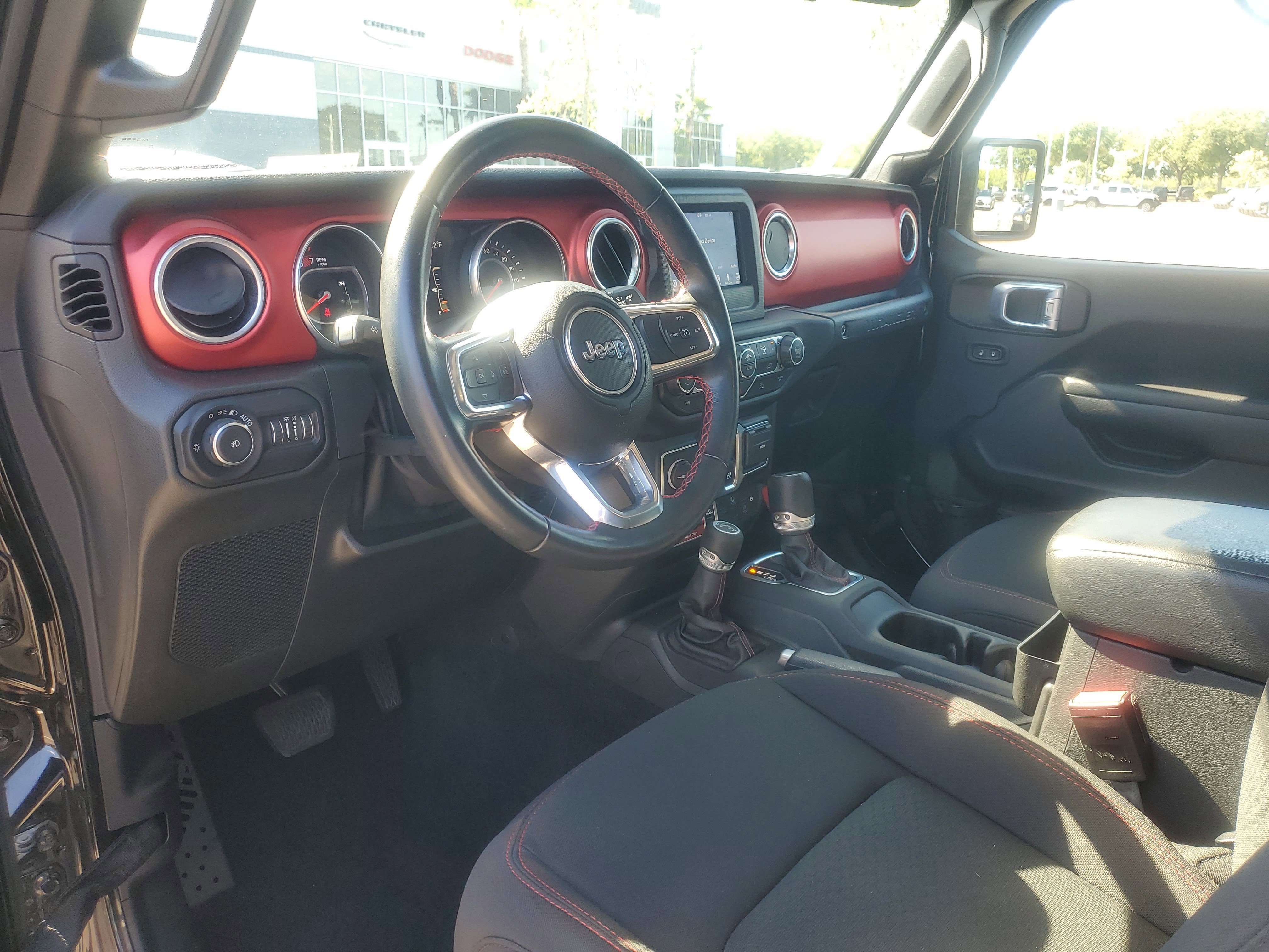 Used 2021 Jeep Wrangler Rubicon AWD/4WD image 10