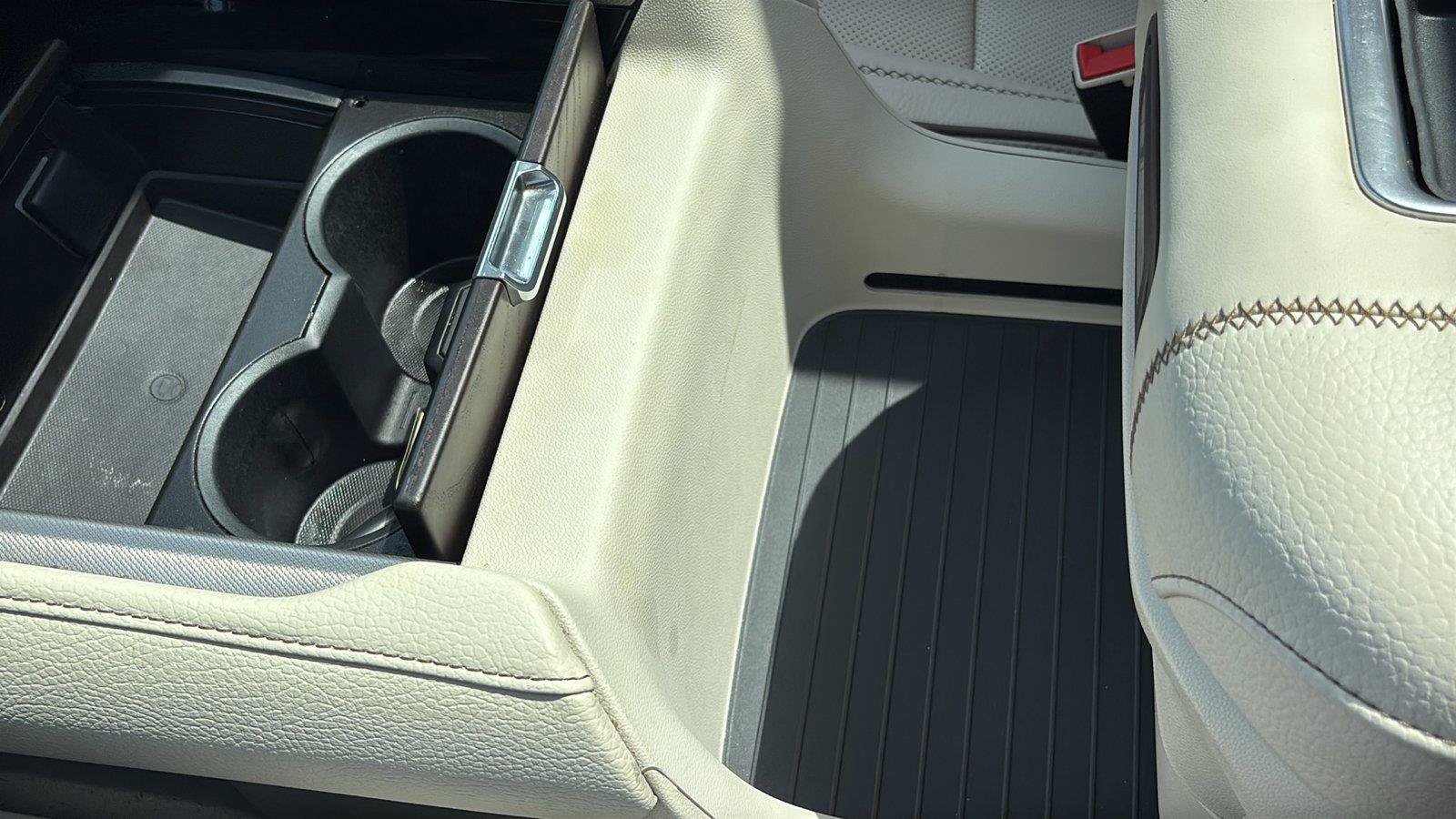 Certified 2023 GMC Yukon XL Denali RWD image 42
