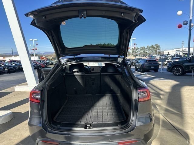 Used 2022 Tesla Model Y Long Range image 29