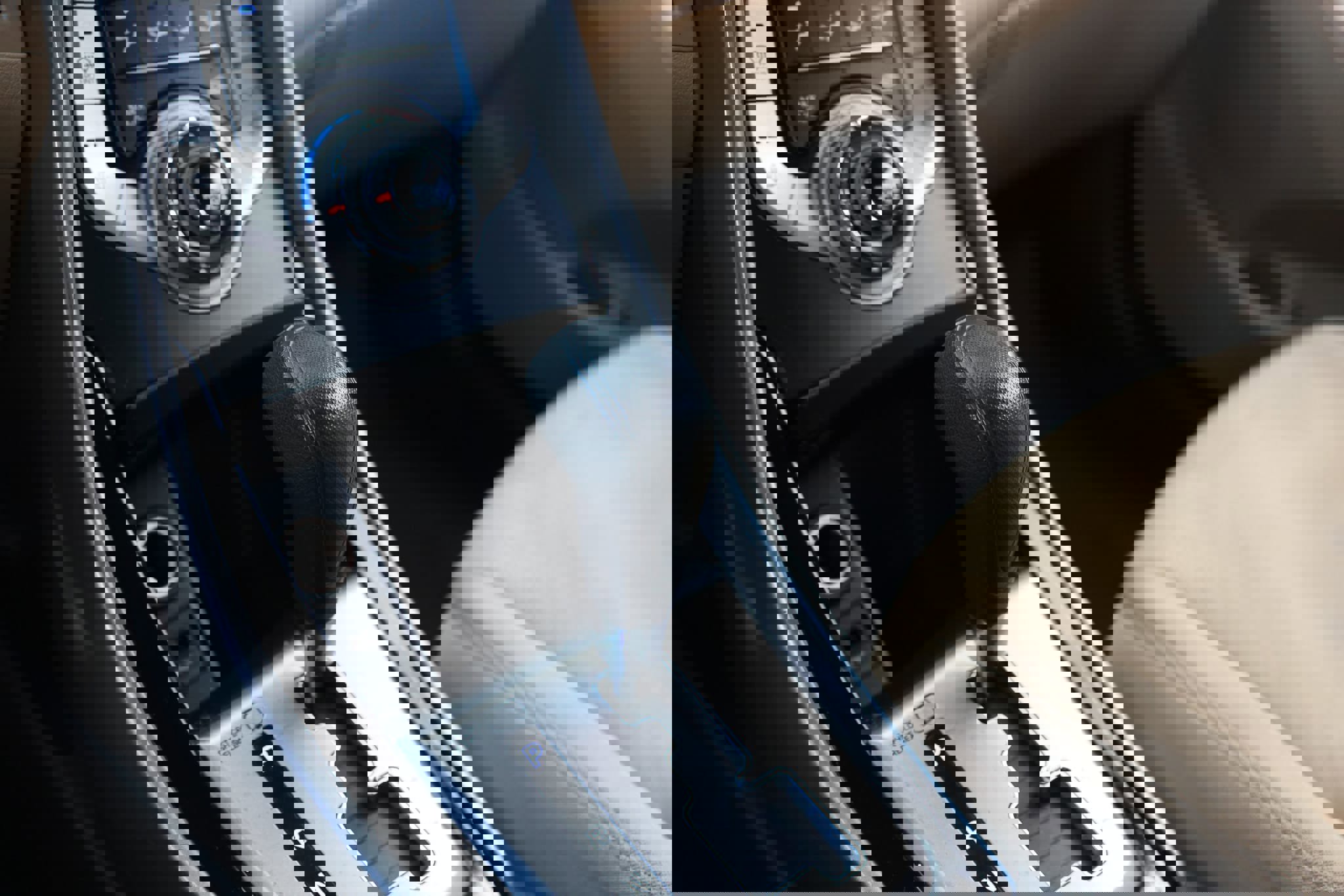 Used 2013 Hyundai Elantra GLS w/ Preferred Pkg image 45