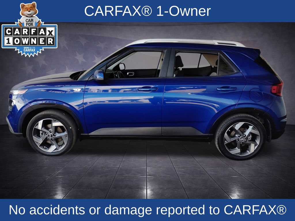 Used 2021 Hyundai Venue SEL FWD image 2